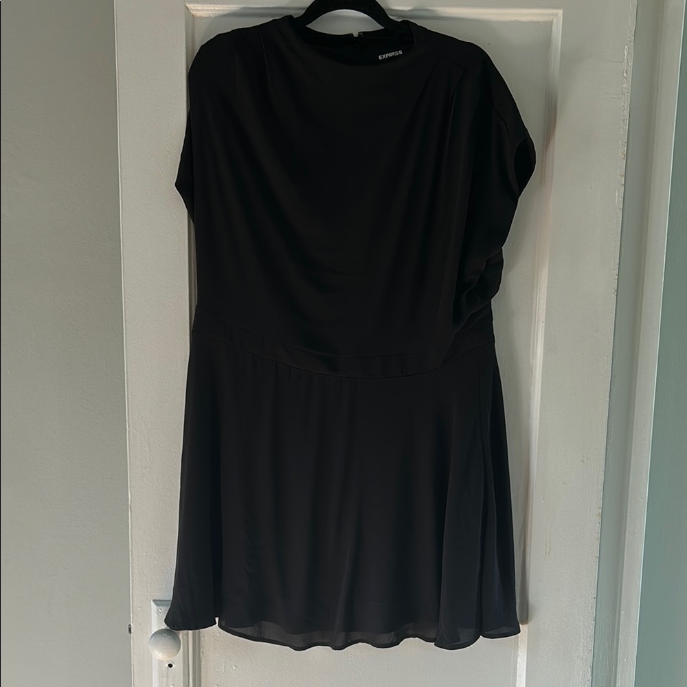 Black Short Sleeve Dress
